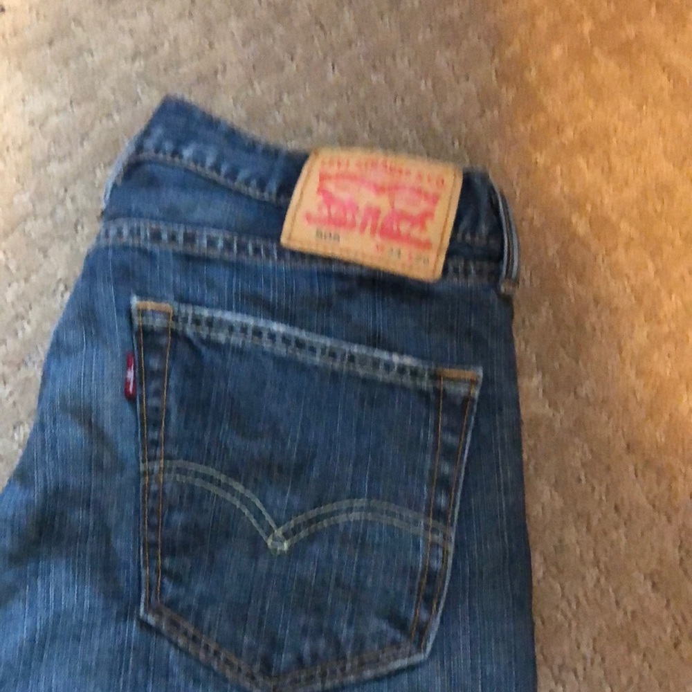 Levi’s - Picture 2 of 3